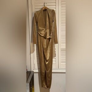 Elegant Gold Long Sleeve Dress